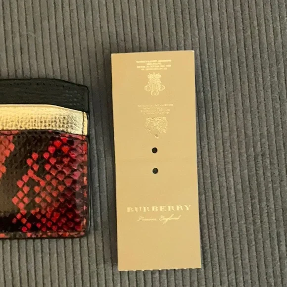 Burberry water snake borders IZZY card case - Picture 3 of 5